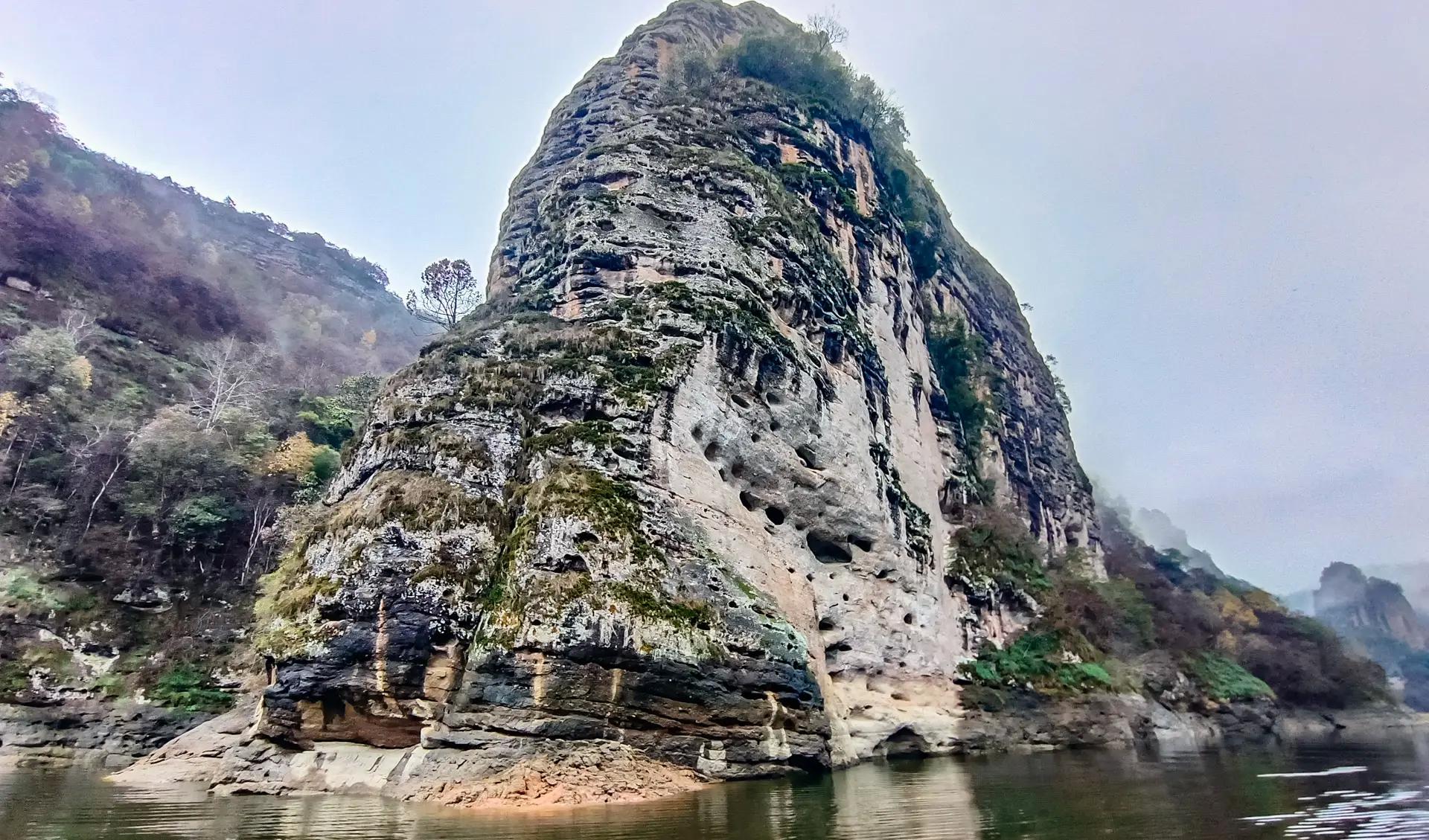 东方通信严重低估_九景衢铁路车次少严重亏损_