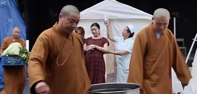 直到释永信被查后，才明白收留孕妇	、寺内杀生的素全法师有多伟大__直到释永信被查后	，才明白收留孕妇、寺内杀生的素全法师有多伟大