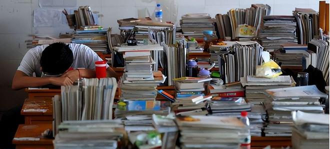 _高校毕业生失业_高校失业率