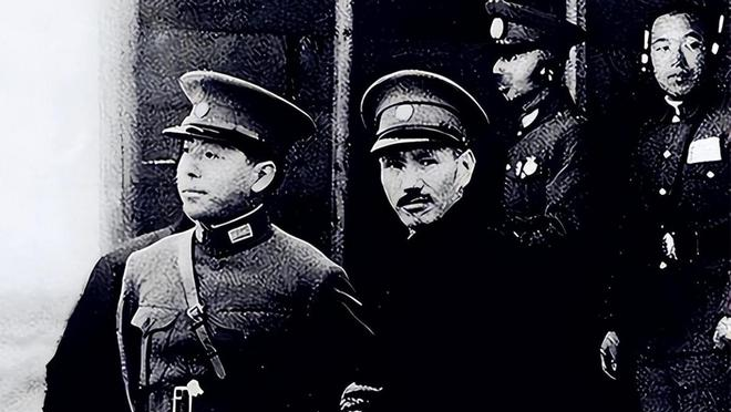 _张学良90岁时被释放，记者问他最佩服谁？他毫不犹豫的说出两个人_张学良90岁时被释放	，记者问他最佩服谁？他毫不犹豫的说出两个人