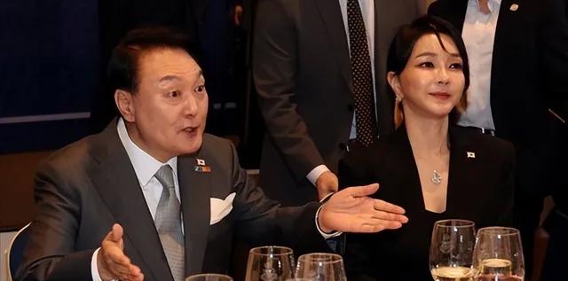黑料不打样：4月30日韩国政坛震动！首尔南部检方搜查尹锡悦私宅