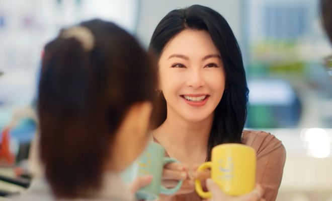 美颜过度的主播__过度美颜的看法