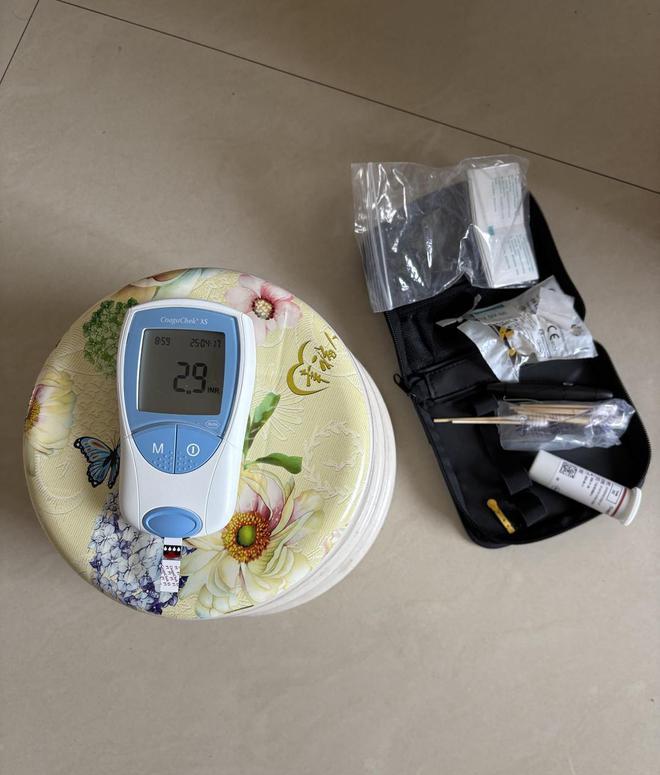 51吃瓜网今日吃瓜必吃：2025年摆摊救子的林静消失三月后归来，儿子淼淼状况好转