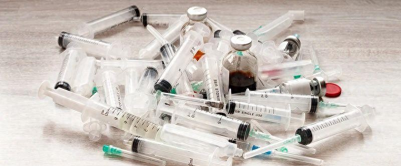 黑料社：廉价手机壳暗藏健康隐患？回收垃圾塑料成隐形杀手