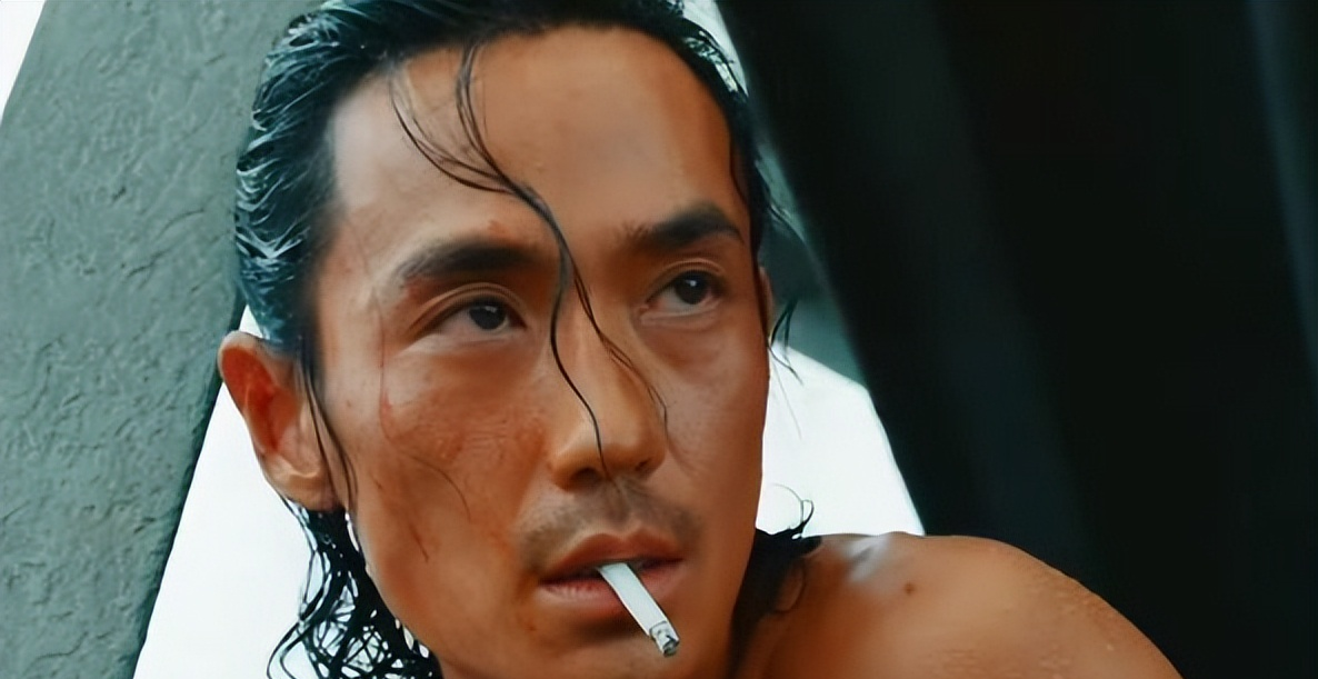 严查祖上三代！《东极岛》被人民日报“点名	”，更恶心的还在后面__严查祖上三代！《东极岛》被人民日报“点名”	，更恶心的还在后面