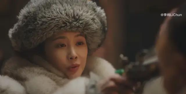 51cg吃瓜:大生意人苏紫轩有多绝?拔枪对峙恶霸,李纯演艺事业再登高峰