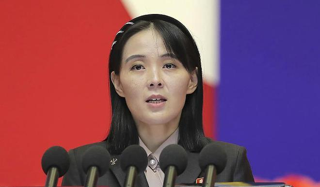 金与正上位，掌控军政大权	，金正恩时代前景未卜__金与正上位，掌控军政大权，金正恩时代前景未卜