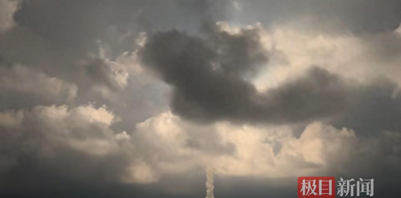 _巨龙海上腾空！一箭11星成功发射	，将为这些新能源汽车智驾提供支持_巨龙海上腾空！一箭11星成功发射，将为这些新能源汽车智驾提供支持