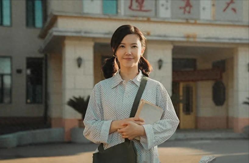 黑料在线观看：老实叔前半生波折不断，十岁丧母与爷爷相依，六十年代定亲的故事
